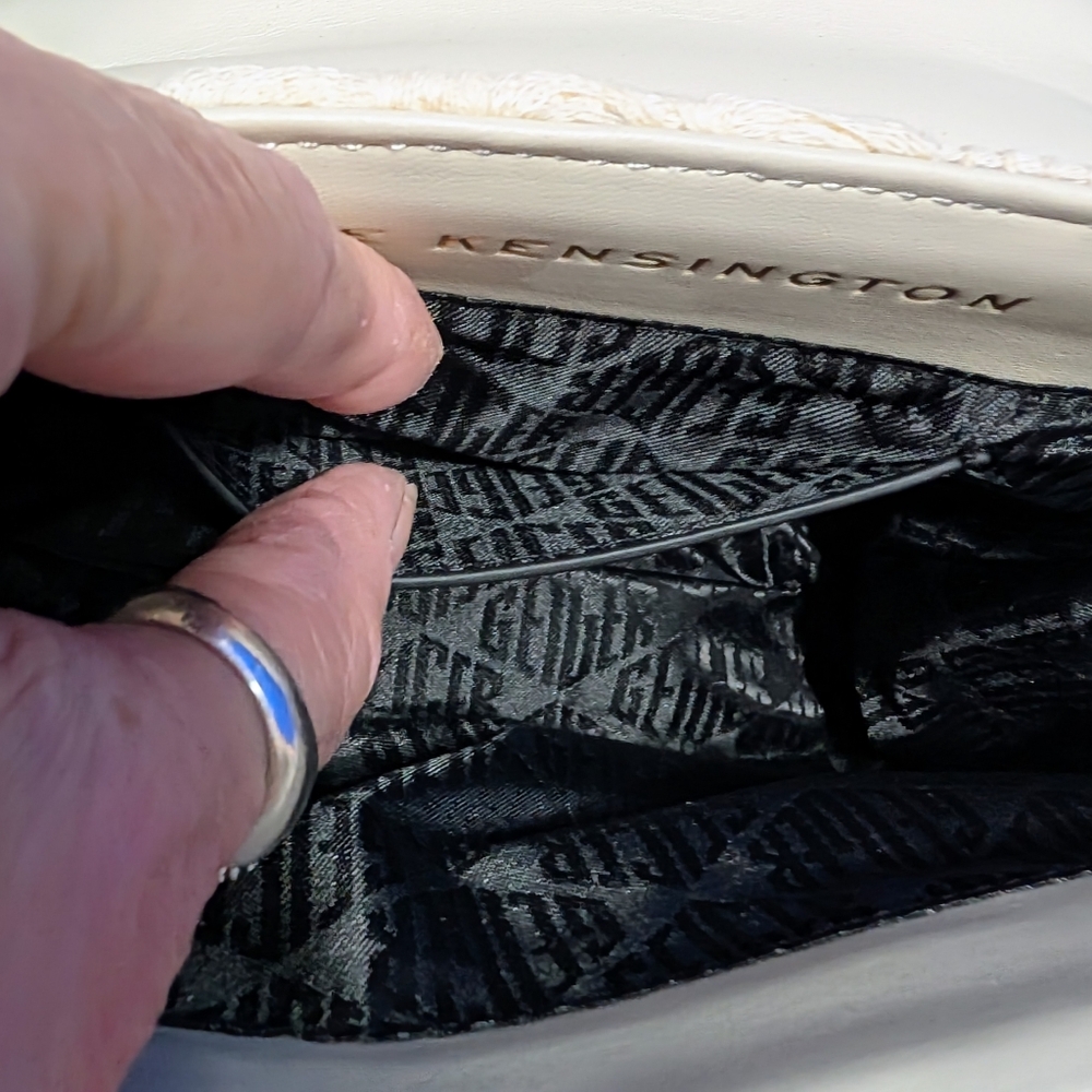 Kurt Geiger Md Kensington With Cream Embroidered Lace Exterior W/ Braided Handle - Picture 13 of 16